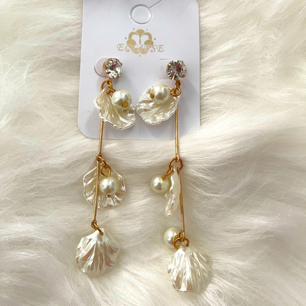 Pearl earrings